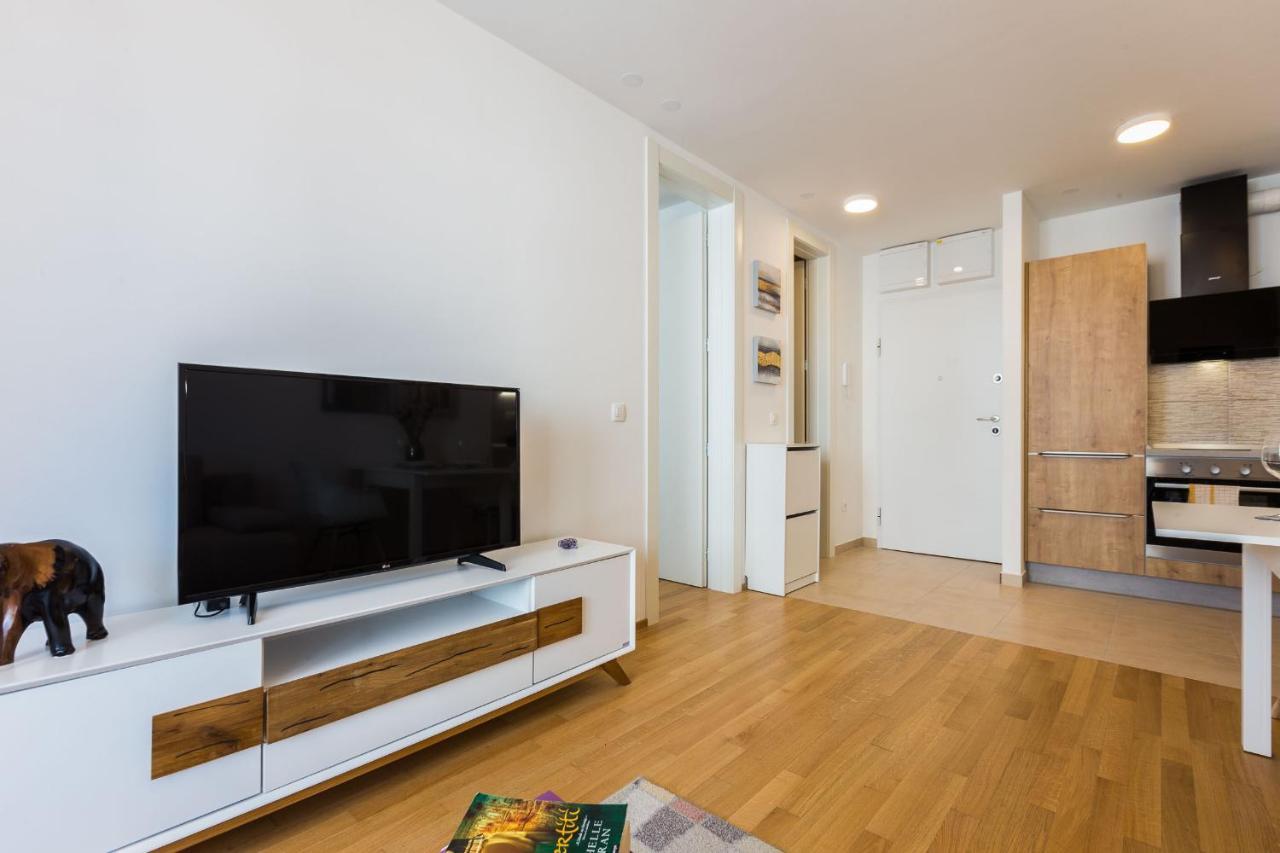 Tanja Modern Apartment With Balcony And Parking Garage Zadar Luaran gambar